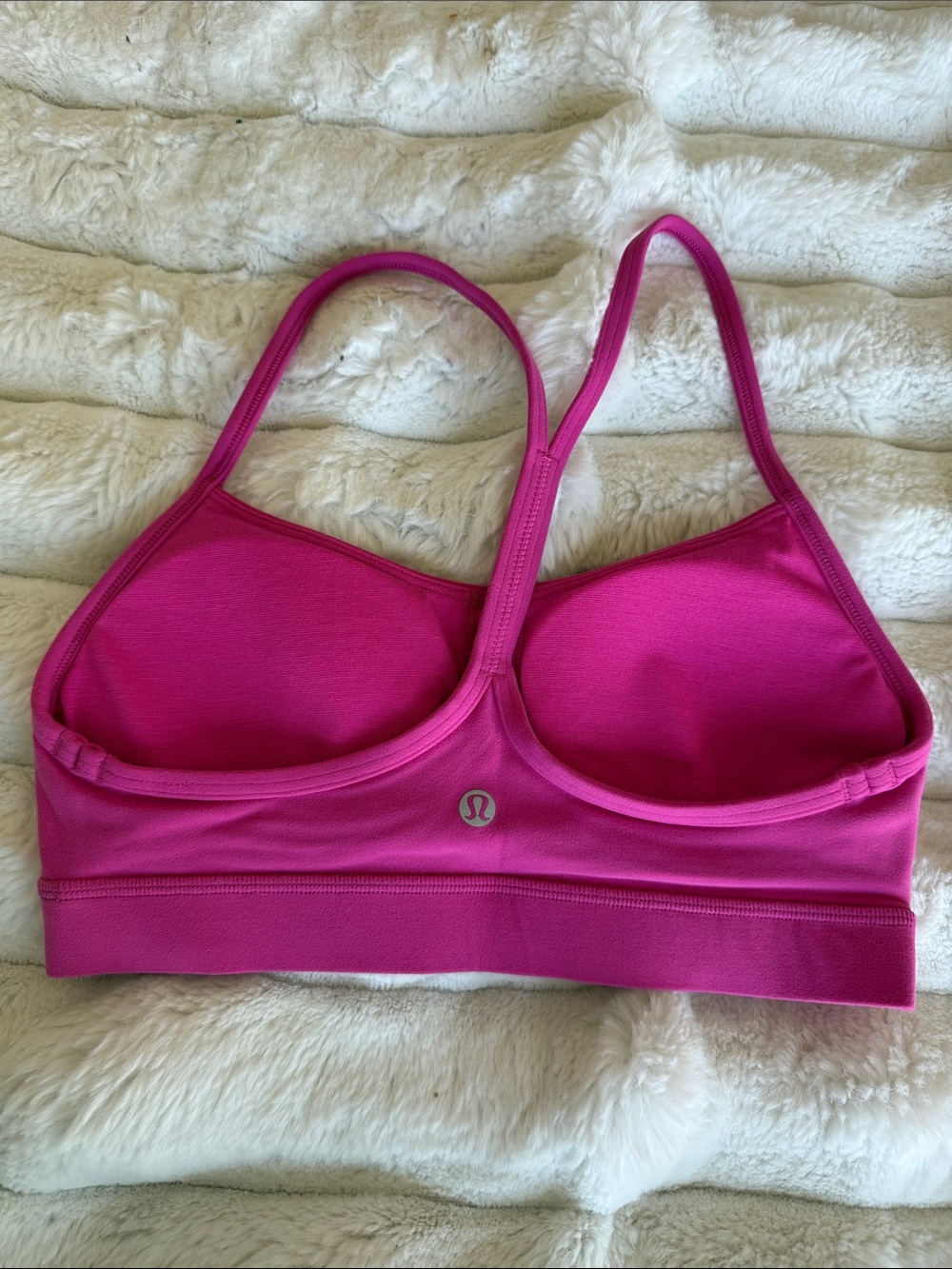 Flow Y bra - Picture 2 of 4